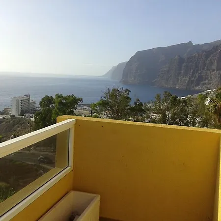 Apartment Los Gigantes, Apartamento Con Piscina