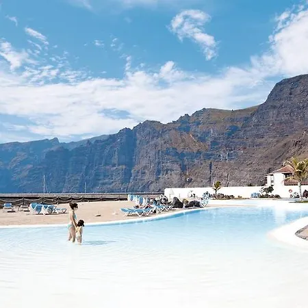 Apartment Los Gigantes, Apartamento Con Piscina